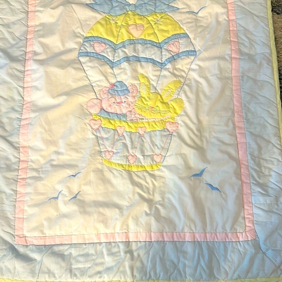 Vintage A Little Angel Teddy Bear & Bunny in a Hot Air Balloon Baby Crib Quilt - Picture 3 of 7